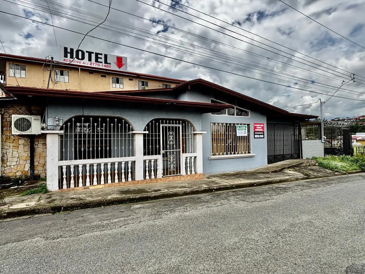 Propiedad esquinera con alto potencial comercial — foto 3